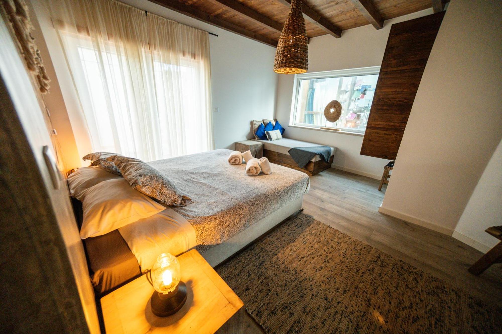 Alex Surf Hostel Baleal Exterior photo
